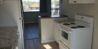 1 BR 1 BATH FULL REMODEL UPPER UNIT FREE RENT OAC Gallery 32