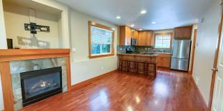 2bd/1.5ba Seattle Condo Gallery 6