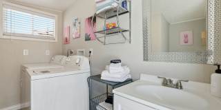 Scottsdale Oasis Ready for July move-in! Gallery 33