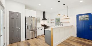 RIVER ROAD NEWER CONSTRUCTION Gallery 11