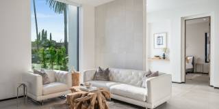 200 N DOHENY Dr Gallery 26