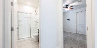 14090 W OLD OAK Lane Gallery 21