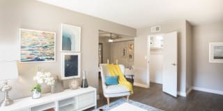 Highland Park Gallery 4