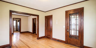 1135 Crescent Street Northeast Gallery 21