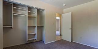 University Area Home - 4 Bed - 3 Bath Gallery 26