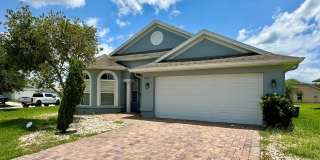 4/2 in Wyndham Lakes! Available NOW! Gallery 3