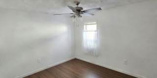 143 W Dorrance Street Gallery 11
