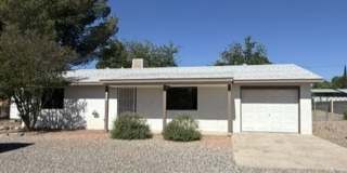 2 Bedroom 1 Bath Contact Property Pros Property Management Gallery 1