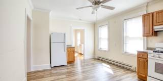OR BEST OFFER **SPACIOUS FIRST FLOOR 2 BEDROOM WITH WASHER/DRYER SEPARATE DINING ROOM Gallery 7