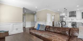 Modern Colonial Single-Family Home Gallery 14