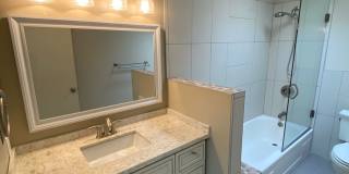 $4900-  Mountain View Townhouse-2 bedroom 2.5 bath. Gallery 32