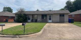 Adorable 1 bedroom 1 bathroom Duplex For Rent Gallery 1