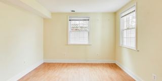 Bright and spacious 1-bedroom/1-bathroom condo available! Gallery 12