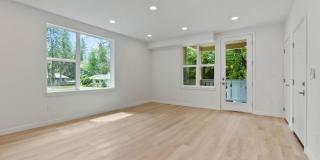 Now Leasing | Brand-New Built Green Residences | 1 Block from Manito Park Gallery 35