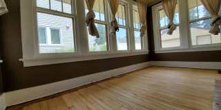 716 2nd Street Northwest Gallery 3