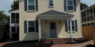 Furnished Seasonal Beach Rental Cottage - Steps to Ocean! Gallery 1