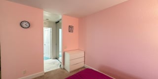 Large Studio in La Jolla / UTC area Gallery 11