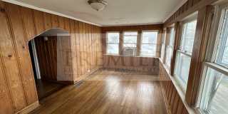 5618 Forest Ave Kansas City, MO 64110// 3 Bedroom Single Family Home// Move in Ready// Rent: $1300 Deposit: $1300 Gallery 15