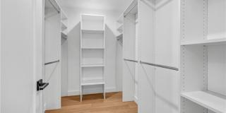 18221 Chatsworth Gallery 13