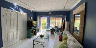 3084 Jefferson Street Gallery 17