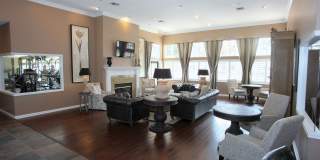 Hunters Crossing Gallery 13