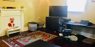 1032 Curran Street Gallery 24