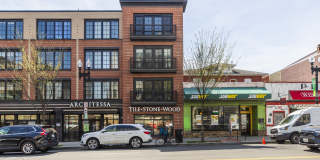 2255 Wisconsin Gallery 40