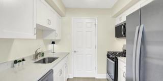 Twin Lakes Apartments Gallery 1