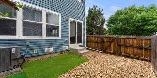 End-unit townhome in Cherry Creek School District with private yard End-unit townhome in Cherry Creek School District with private yard Gallery 27