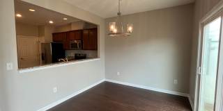 **OFFERING REFUNDABLE APPLICATION FEES** Fantastic 3BD, 2.5BA North Raleigh Townhome with Fenced Backyard in an HOA Community with Premier Amenities Gallery 11
