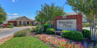 Braunfels Place Gallery 17