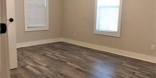 1009 Fairview Avenue Gallery 8