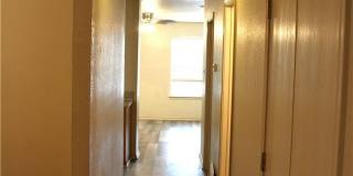 415 E 4th Avenue Gallery 12