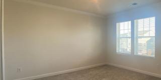 Room in 4 Bedroom Townhome at Arbor Loop Dr Gallery 32