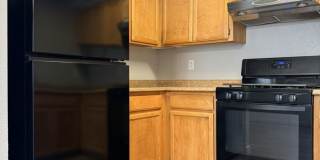 4/2 with open floor plan Available NOW!! Gallery 8
