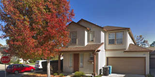 Spacious Home in Excellent Location! Gallery 1