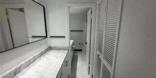 7100 SUNSHINE SKYWAY Lane S Gallery 12