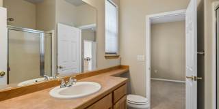 Beautiful Eagle Crest Home with Stunning Views and High-End Features! Beautiful Eagle Crest Home with Stunning Views and High-End Features! Gallery 14