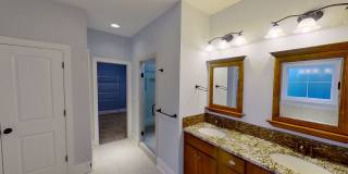 Custom 4 BD/2.5 BA Home with Community Pool, Water Access and Day Dock! Gallery 21