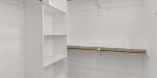 901 W Collins Street Gallery 9