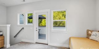 2242 Electric Lane Gallery 35