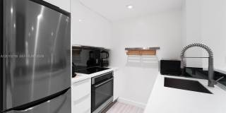 1460 Ocean Dr Gallery 4