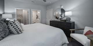 Reunion at 400 Gallery 10