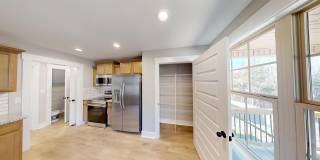 Beautifully Upgraded Home with Large Eat-In Kitchen And Spacious Primary Suite Gallery 7