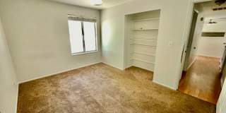 Six Bedroom Home in Bloomington Ranches Gallery 12
