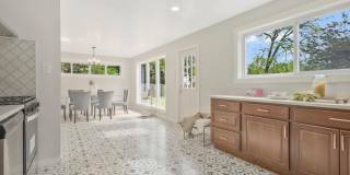 4249 BERRITT Street Gallery 22