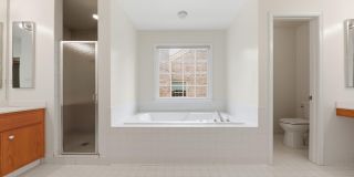 8904 BARROWGATE Court Gallery 25