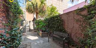Charming 2/1 loft-style condo in the heart of Historic Downtown Charleston! Gallery 29