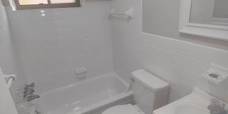 Stuart House Gallery 35