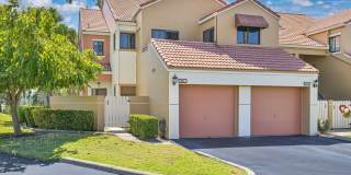 NOW AVAILABLE - First Floor Condo with 1 Car Garage in Eagle Ridge! Gallery 1